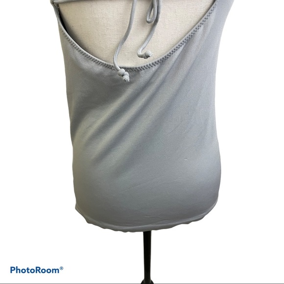 Fabletics tank top cross back straps size medium - Picture 7 of 8